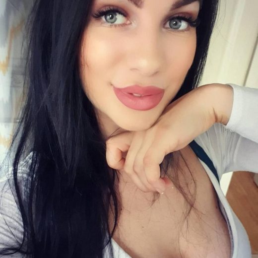 4AB10578-E0DF-4744-BA64-9D0D7A674579