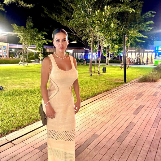 6E2136B8-AA21-413A-B916-A45FA32ACE99